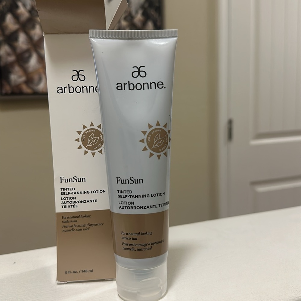 arbonne FunSun Tinted Self-Tanning Lotion